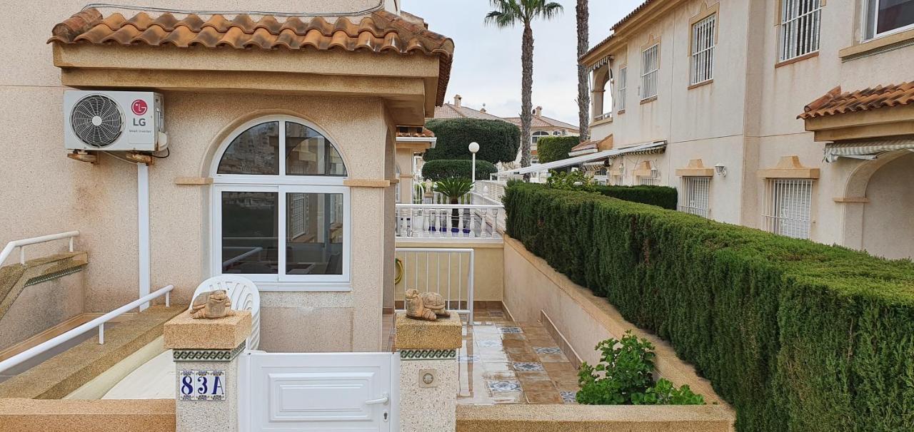 Ferienwohnung Torrevieja Exterior photo